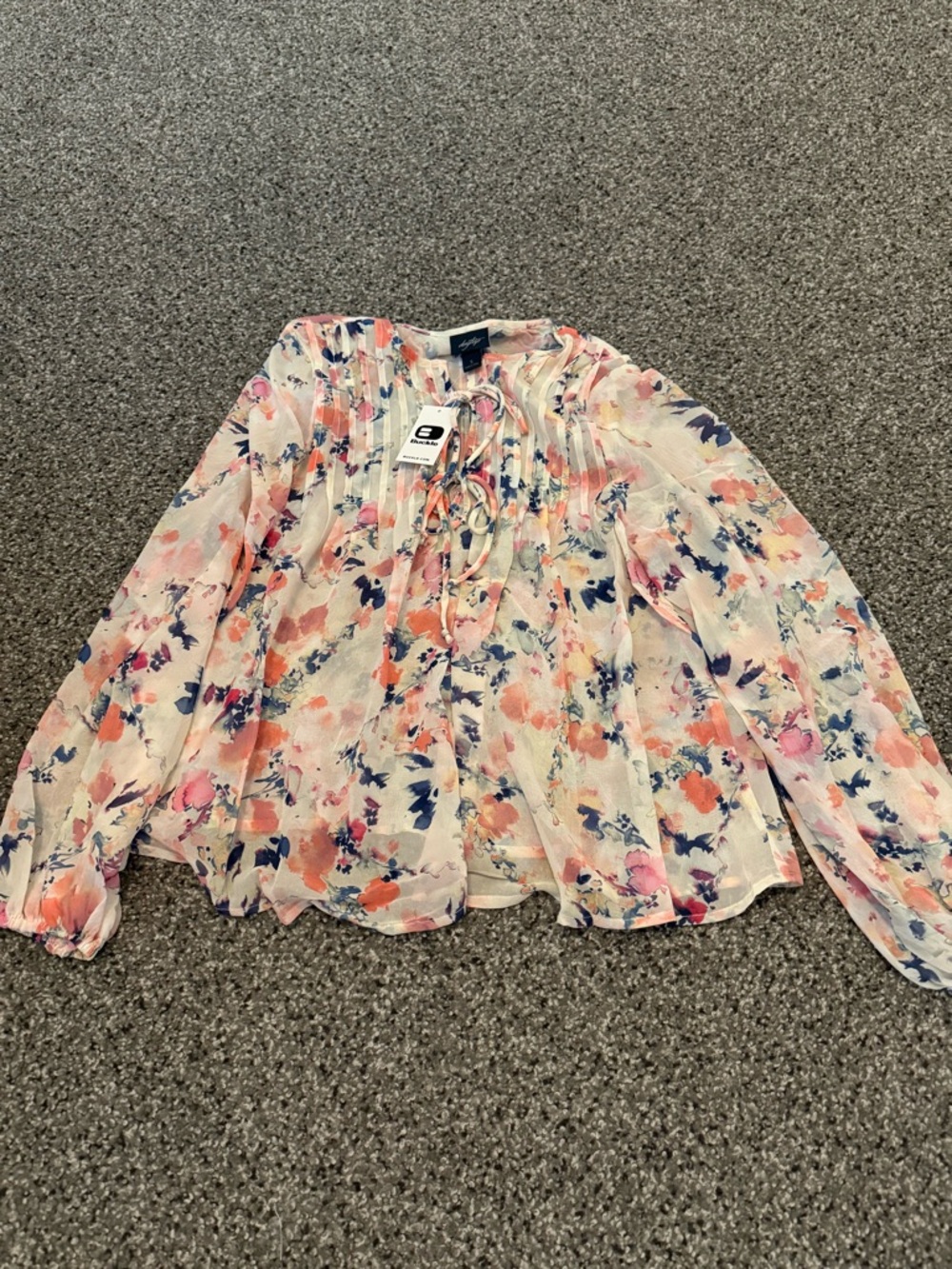 Womens new daytrip top size small